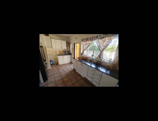 3 BEDROOM HOUSE FOR SALE IN BO-DORP